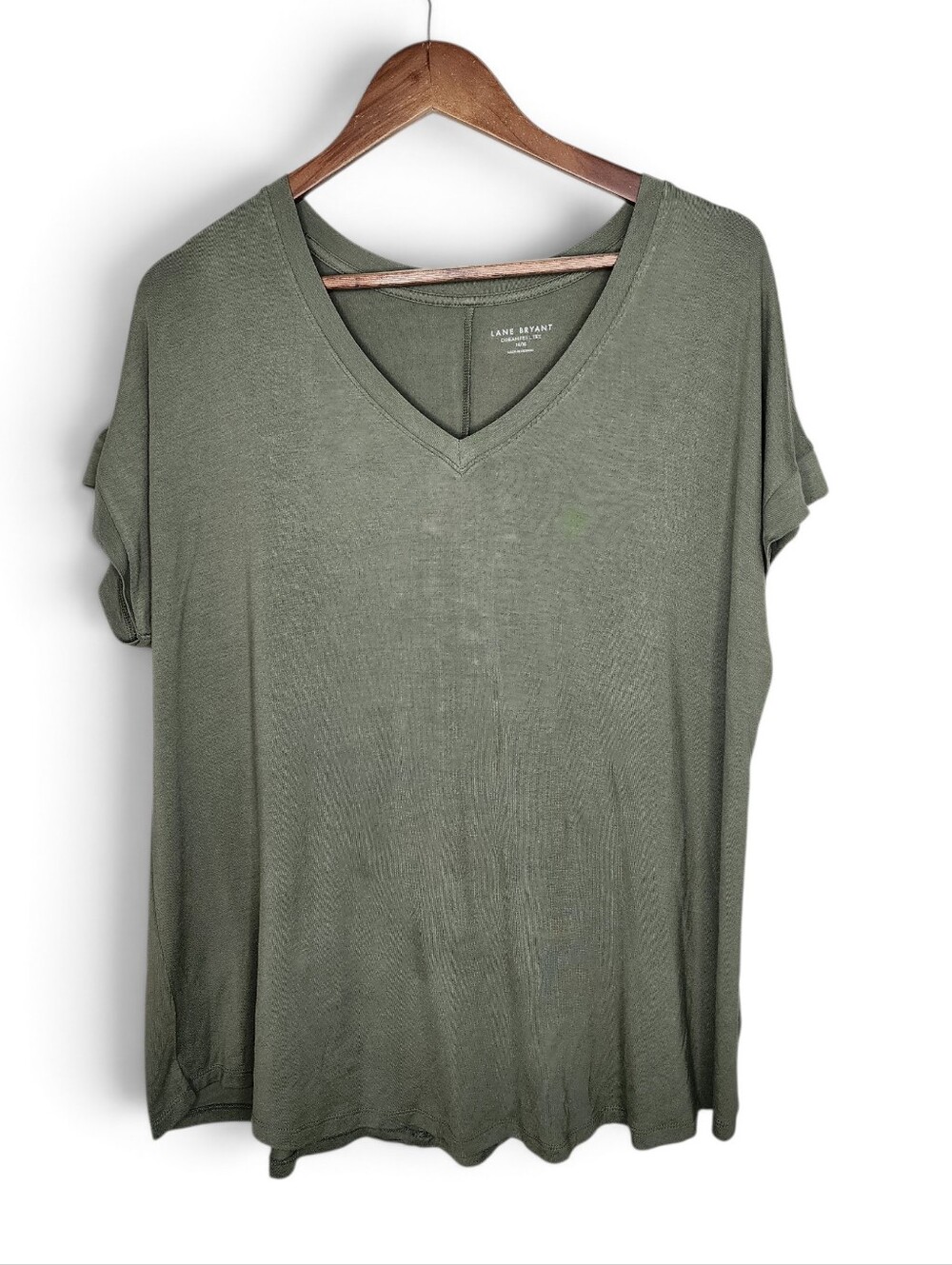 Lane Bryant Short Sleeve Dreamfeel Tee in Olive Green Size 14-16 New With Tags
